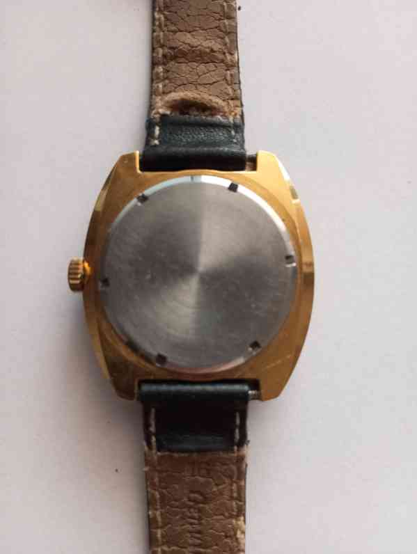 Vzácné hodinky PRIM 17 jewels červené - foto 6