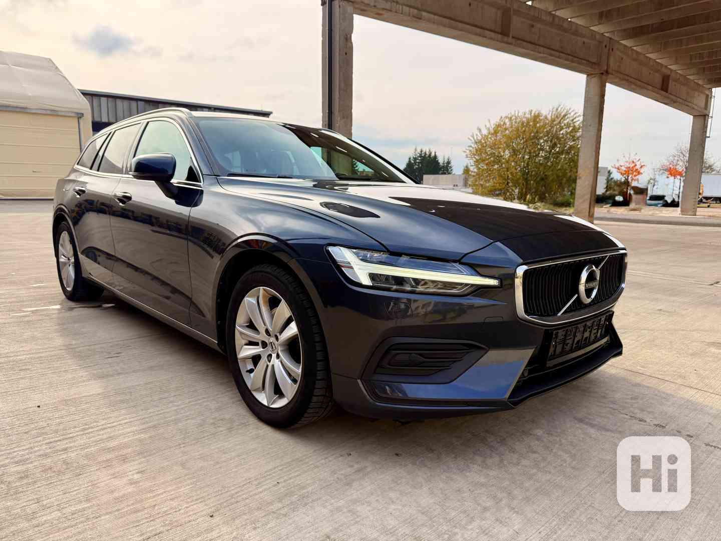 Volvo V60 D4 140 kW – Keyless, Kamera, po rozvodech TOP STAV - foto 1