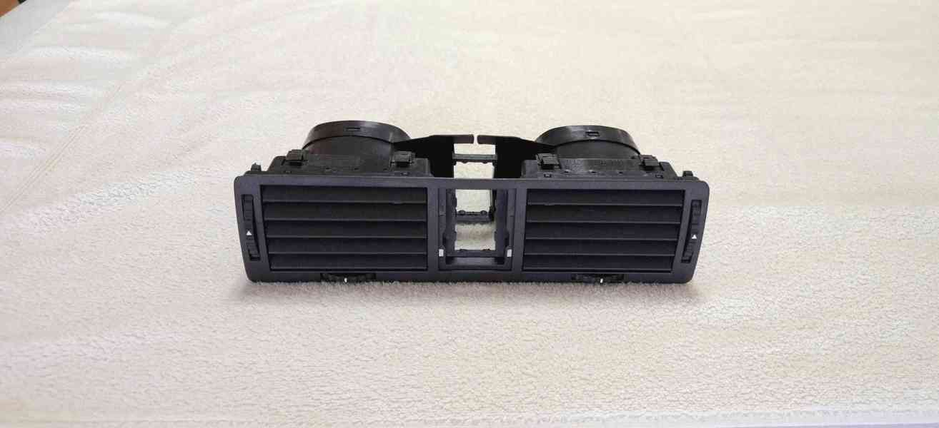 KRÁSNÝ středový ofukovač topení Škoda Octavia 1 1U0820951 - foto 2