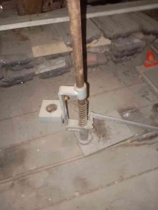 Stojan pro upnutí vrtačky - foto 2