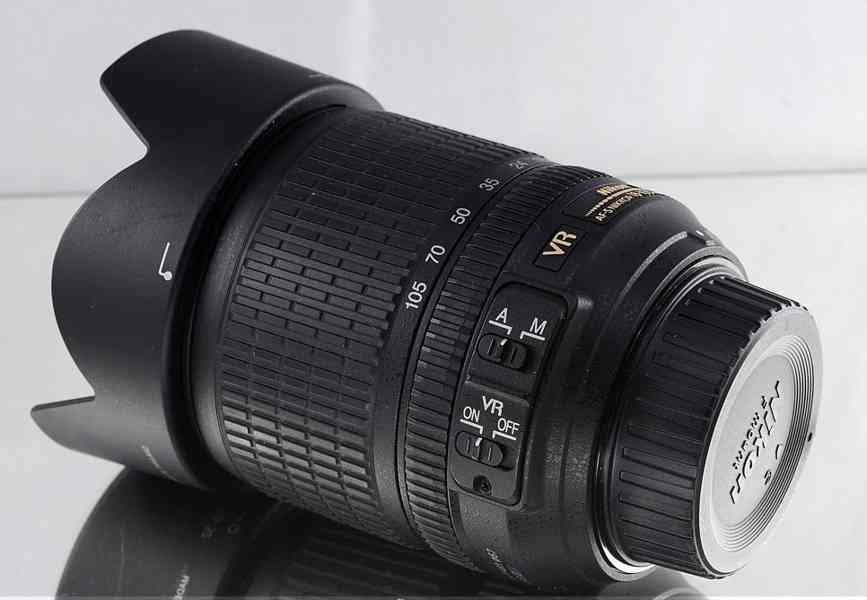 Nikon D90+AF-S 18-105mm  DX ED VR 11 000 Exp. - foto 9
