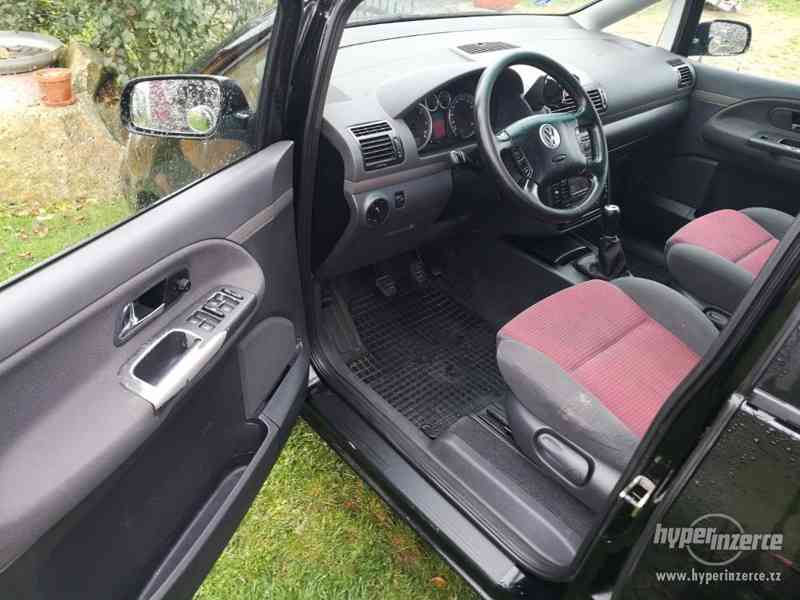 VW Sharan 1.9 kW 4x4 - foto 8