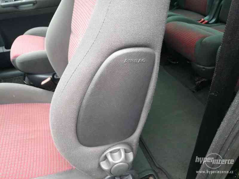 VW Sharan 1.9 kW 4x4 - foto 10