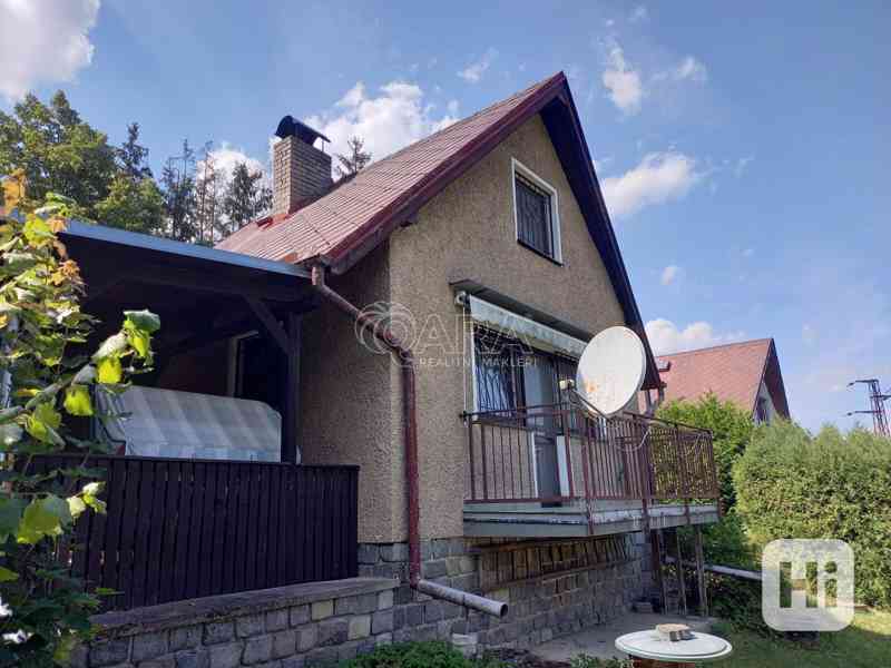 Prodej zděné chaty, pozemek 437 m2, 50 km od Prahy - foto 17