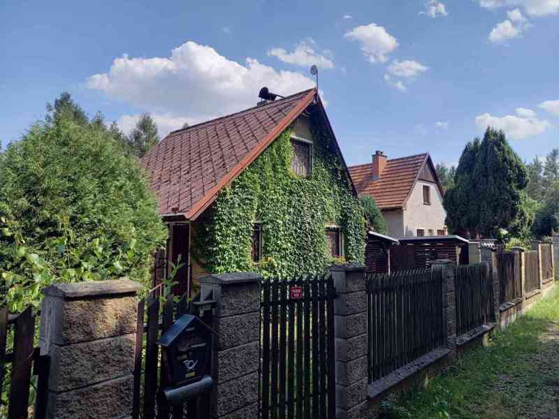 Prodej zděné chaty, pozemek 437 m2, 50 km od Prahy - foto 19