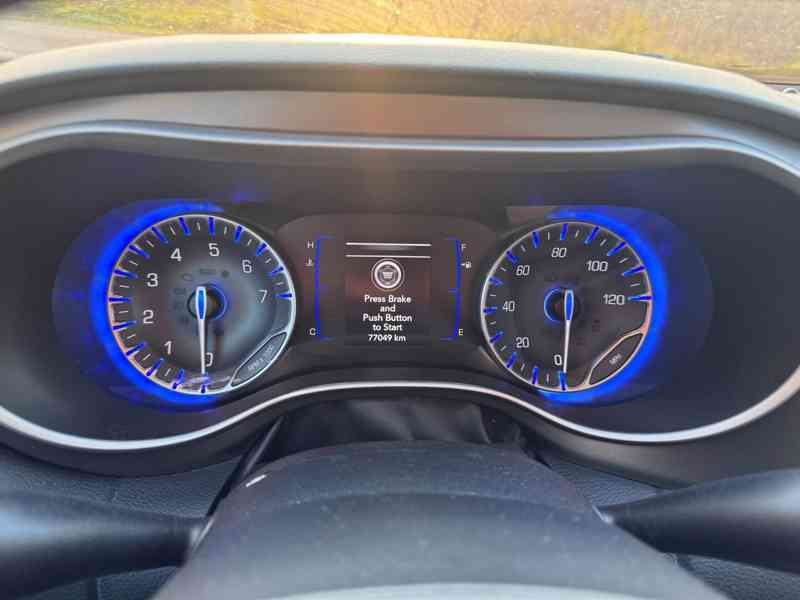 Chrysler Pacifica 3,6 Sunroof DVD S Type NEW 2020 - foto 17