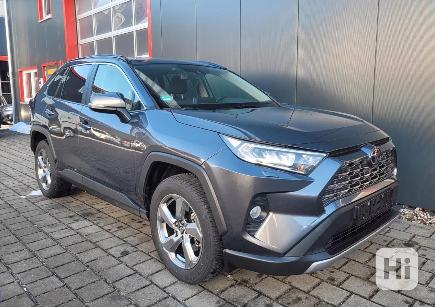 Toyota RAV 4 2.0i 4x4 Club benzín 129kw - foto 1