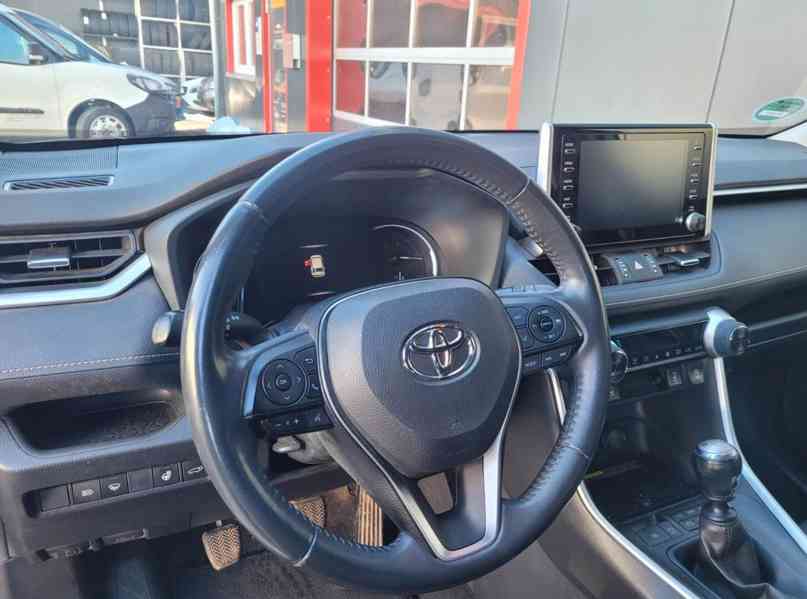 Toyota RAV 4 2.0i 4x4 Club benzín 129kw - foto 16