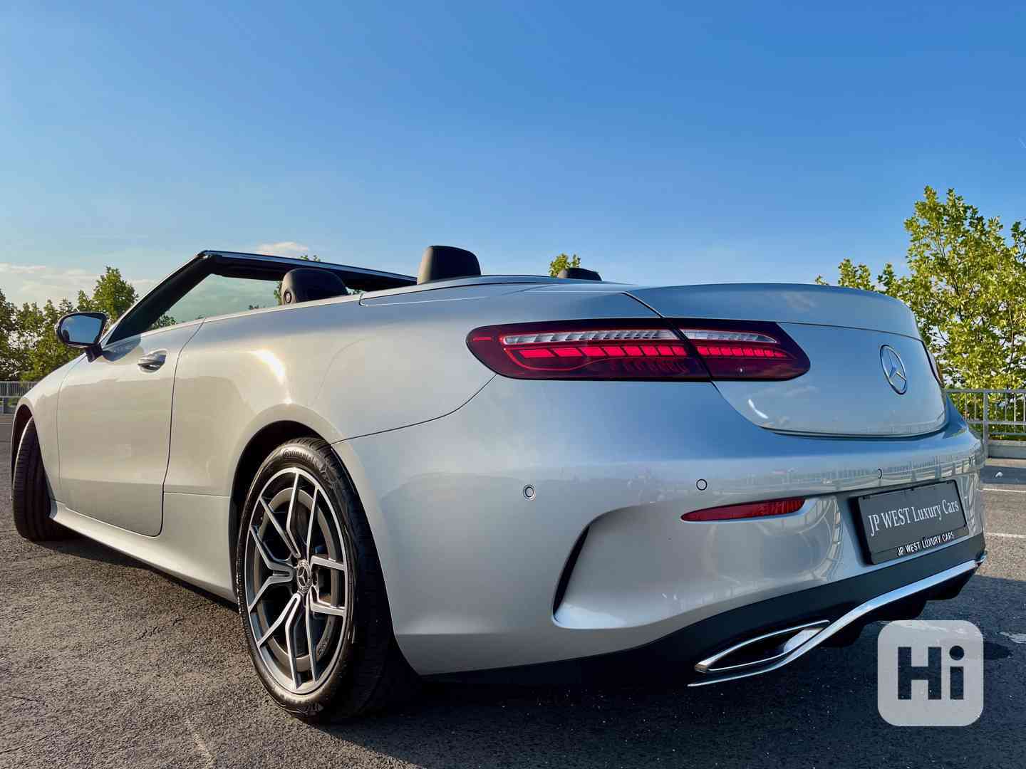 E 220d Cabrio AMG, záruka MB do 2026, AIRCAP, AIRSCARF, 19" - foto 1