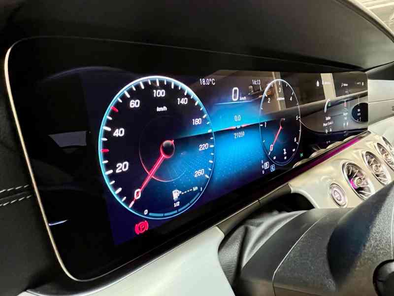 E 220d Cabrio AMG, záruka MB do 2026, AIRCAP, AIRSCARF, 19" - foto 20