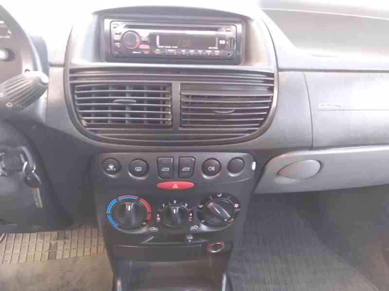FIAT PUNTO 1.2 8V - foto 21