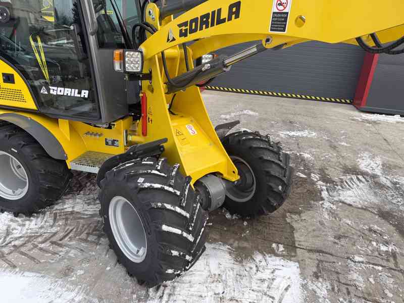 KLOUBOVÝ NAKLADAČ GORILA GA1090 - foto 11