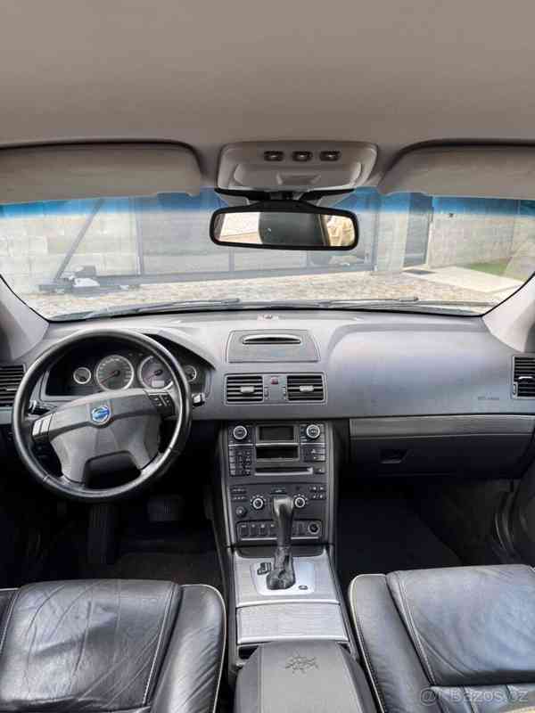 Volvo XC90 2,4   D5 AWD Summum, automat, 7 míst - foto 8