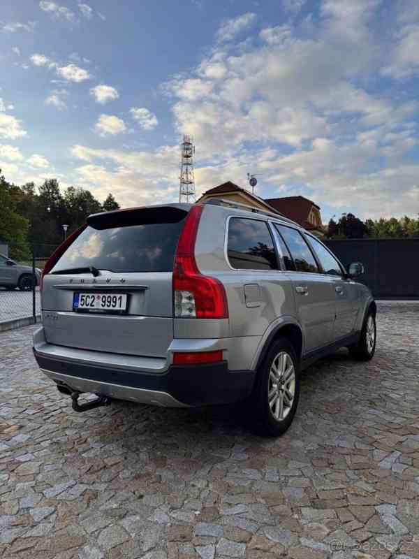 Volvo XC90 2,4   D5 AWD Summum, automat, 7 míst - foto 14