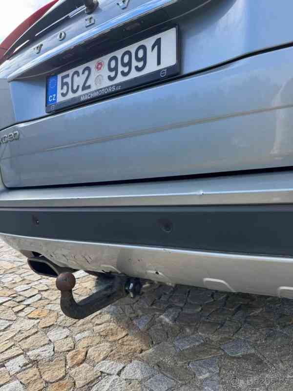 Volvo XC90 2,4   D5 AWD Summum, automat, 7 míst - foto 13