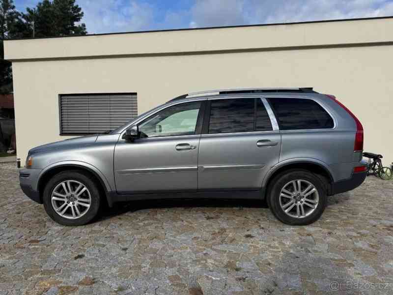 Volvo XC90 2,4   D5 AWD Summum, automat, 7 míst - foto 15
