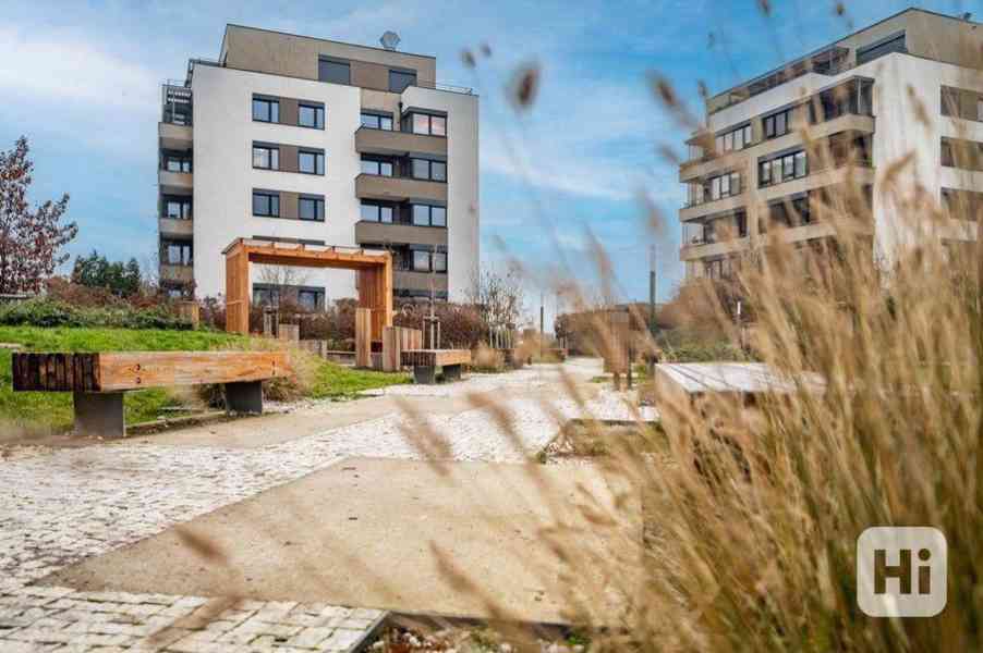 Pronájem bytu 2kk (71,4), balkon, parkovací místo, Univerzitní, Malešice - foto 15