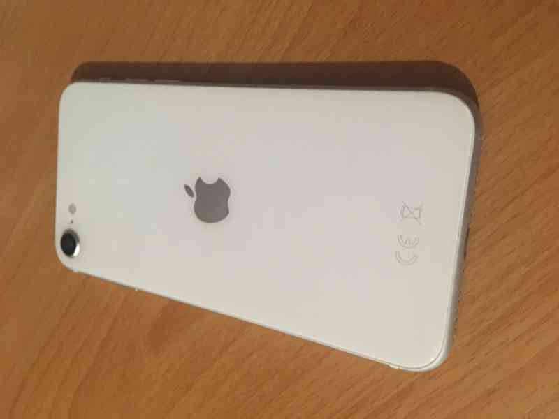 Apple iPhone SE 2020 - foto 1