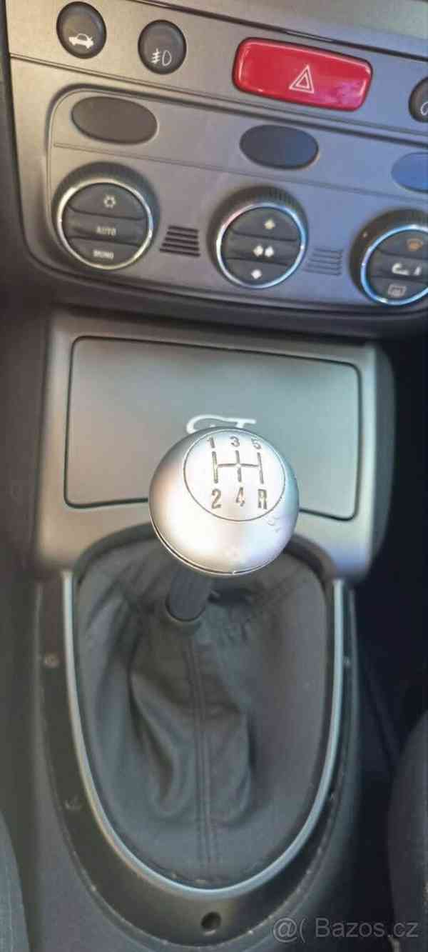 Alfa Romeo GT 1,8   Twin Spark - foto 7