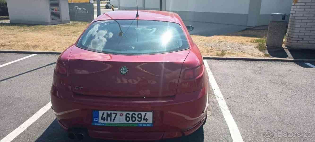 Alfa Romeo GT 1,8   Twin Spark - foto 3