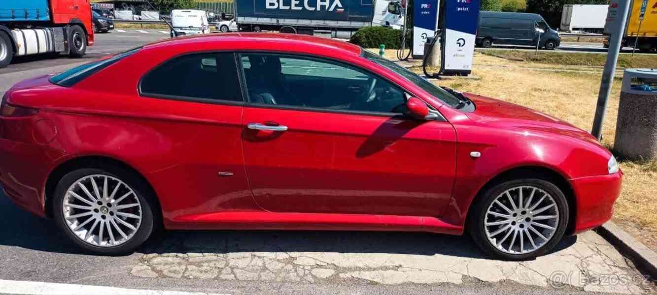 Alfa Romeo GT 1,8   Twin Spark - foto 12
