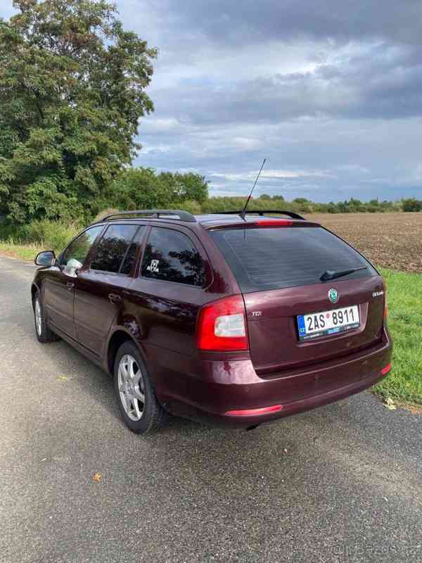 Škoda Octavia 2,0   2 facelift 2.0tdi 103kw - foto 15