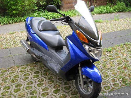 SUZUKI BURGMAN - foto 1