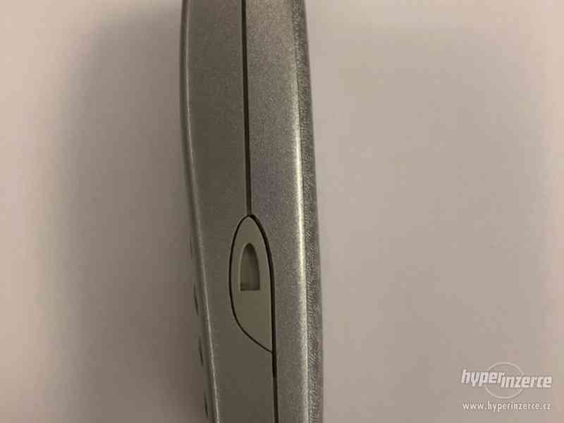 Nokia 3410 stříbrná (V18100051) - foto 2