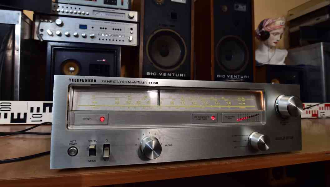 TELEFUNKEN TT 350 stereo tuner W.Germany 1979-81