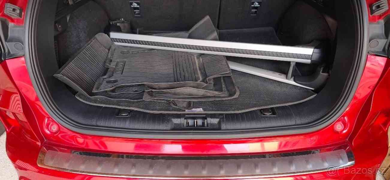Ford Kuga 2,5   FHEV STLine X v zaruce - foto 8