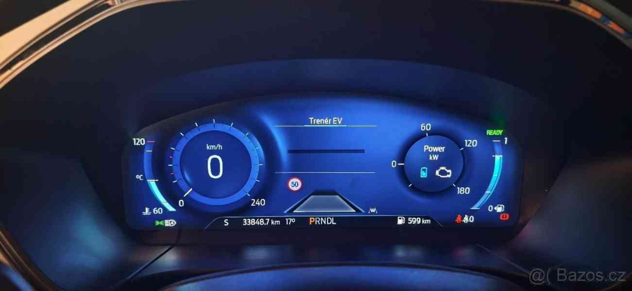 Ford Kuga 2,5   FHEV STLine X v zaruce - foto 9