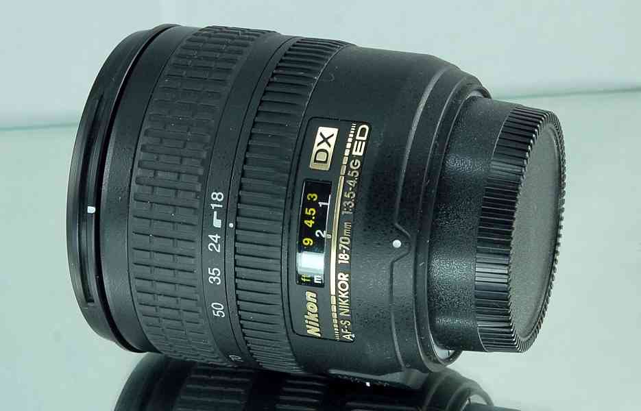 Nikon AF-S DX Nikkor 18-70mm f/3.5-4.5 G ED - foto 4