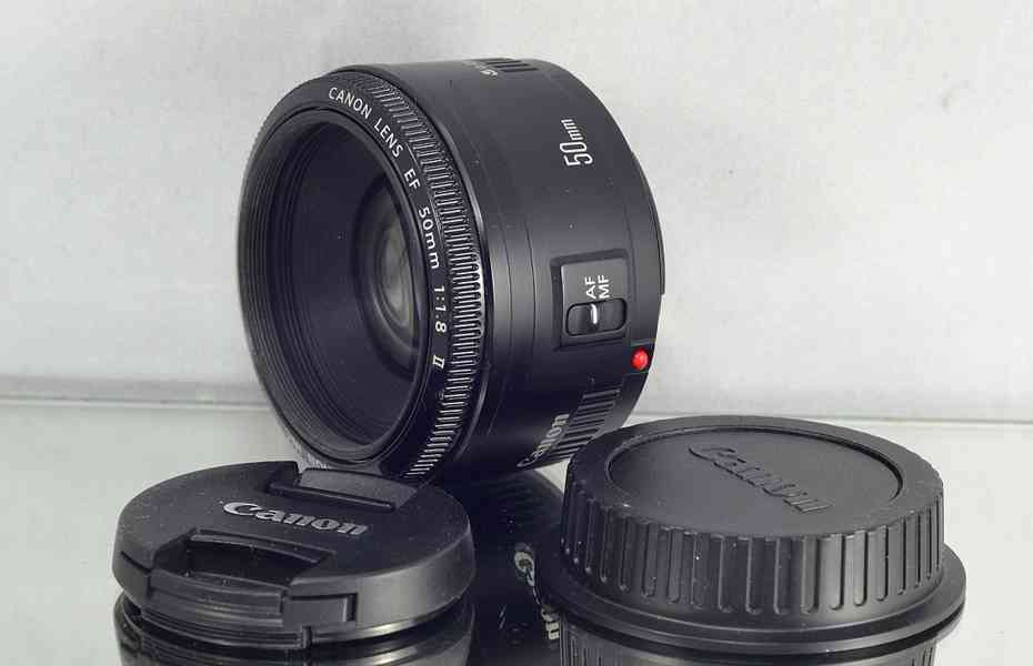 Canon EF 50mm f/1.8 II *full-frame Pevný