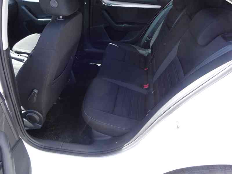 Škoda Octavia 1.6 TDI r.v.2018 (85 KW) AUTOMAT ČR  - foto 14