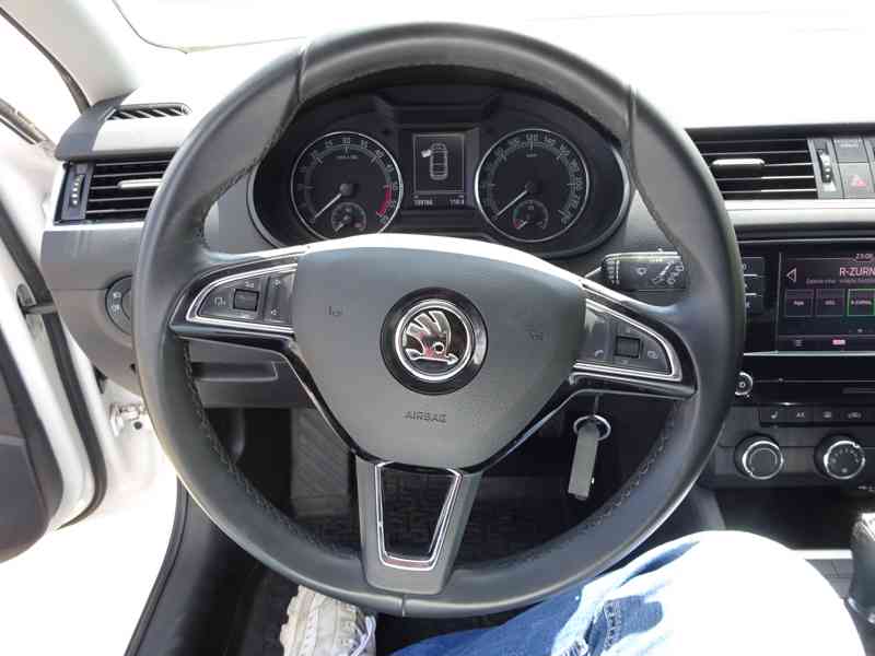 Škoda Octavia 1.6 TDI r.v.2018 (85 KW) AUTOMAT ČR  - foto 11