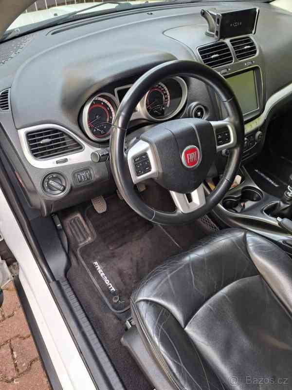 Fiat Freemont - foto 8
