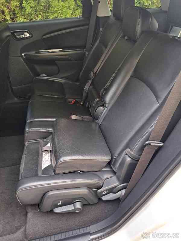 Fiat Freemont - foto 12