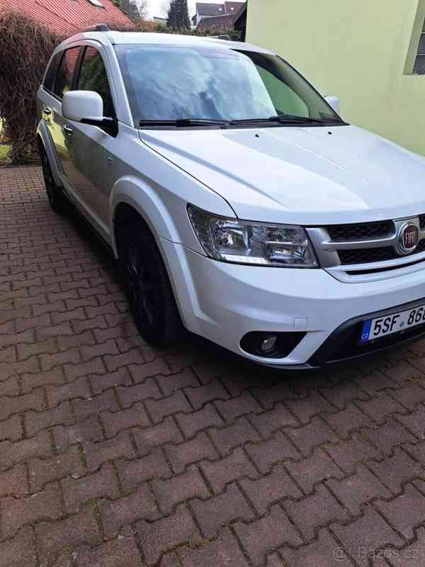 Fiat Freemont - foto 2