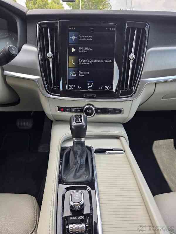 Volvo V90 D4 Momentum, nájezd 140tis - foto 4