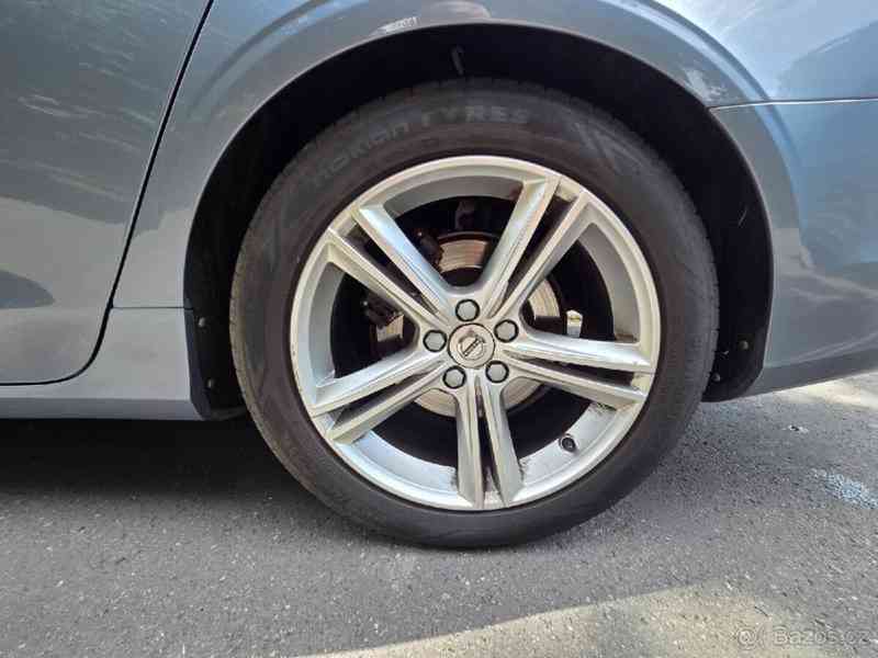 Volvo V90 D4 Momentum, nájezd 140tis - foto 16