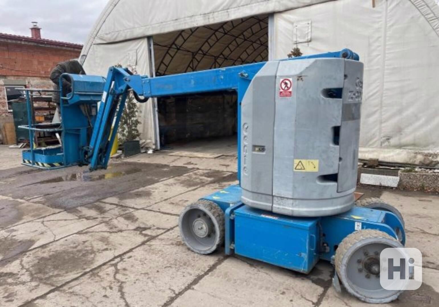 10.7m/220kg ele. plošina 6.5t Genie Z30/20N - foto 1