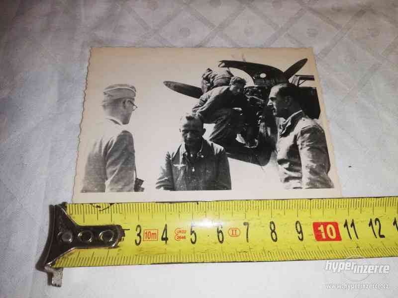 Letadlo s důstojníky-fotografie z 2. světové války - foto 1