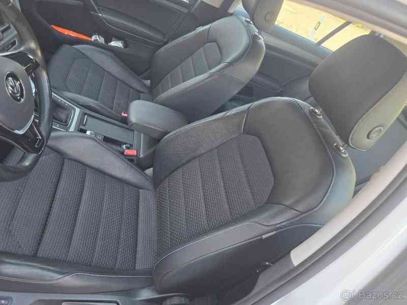 Volkswagen Golf 1,2   7 TSI, 81 KW - foto 17