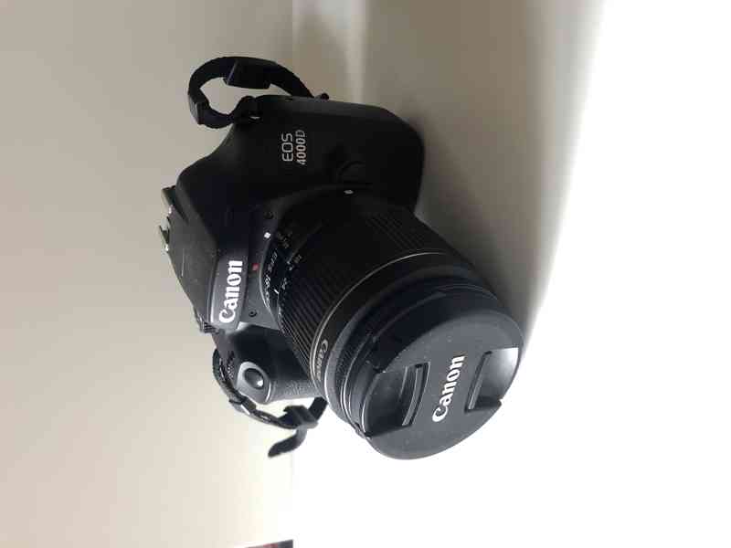 Canon EOS 4000D - zánovní stav - foto 1