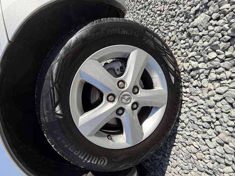 Mazda 3 1.6 MZ- CD 66kw Comfort  - foto 12