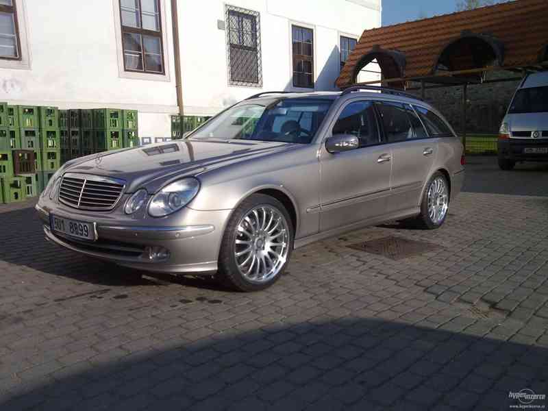 Prodám Mercedes 320 cdi ABSOLUTNĚ VYBAVEN! - foto 2