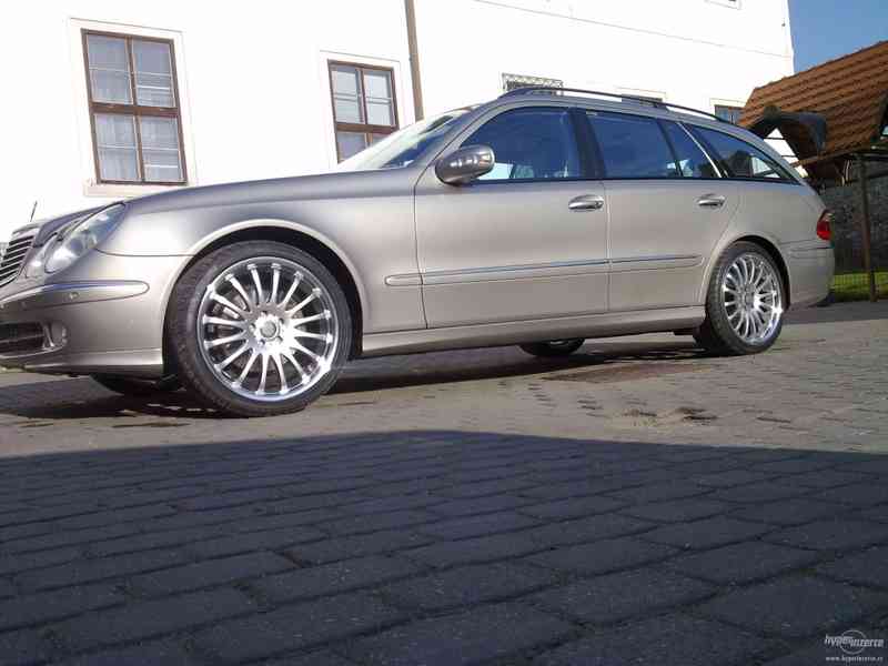Prodám Mercedes 320 cdi ABSOLUTNĚ VYBAVEN! - foto 16