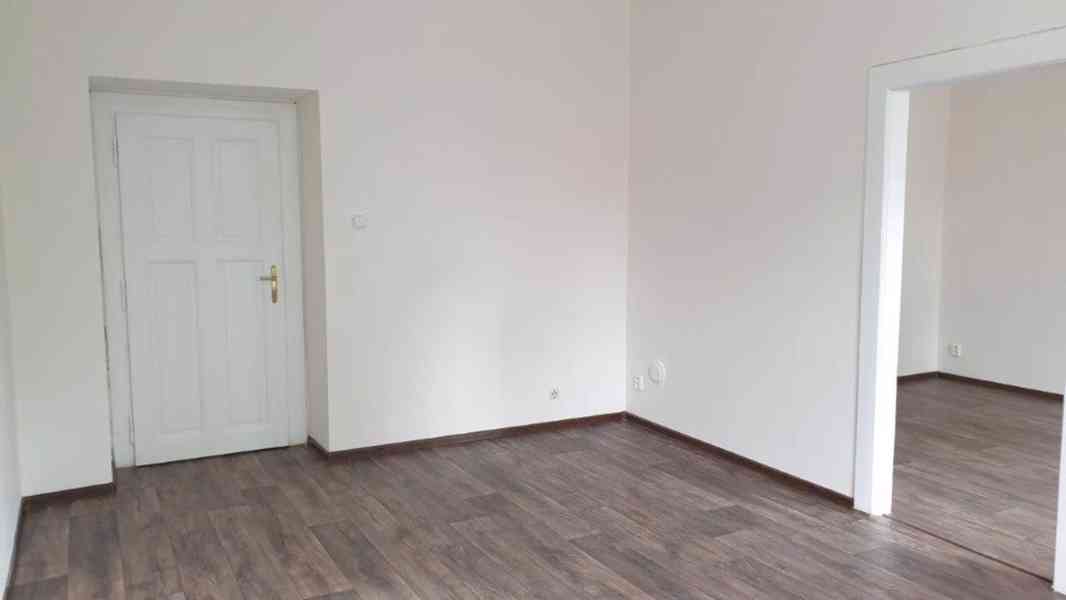Pronájem bytu 3 + 1, 103 m2, 1. patro, v centru Pardubic - foto 6