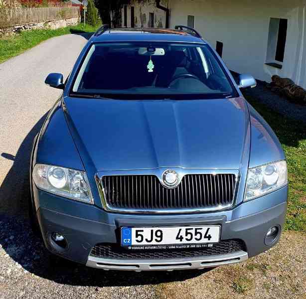 Škoda Octavia Scout kombi 4x4 2 TDI 103 kW - foto 16