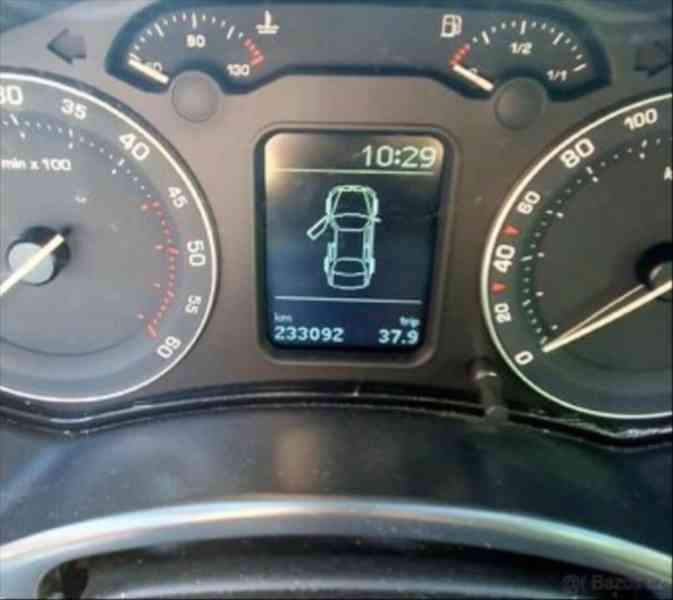 Škoda Octavia Scout kombi 4x4 2 TDI 103 kW - foto 3